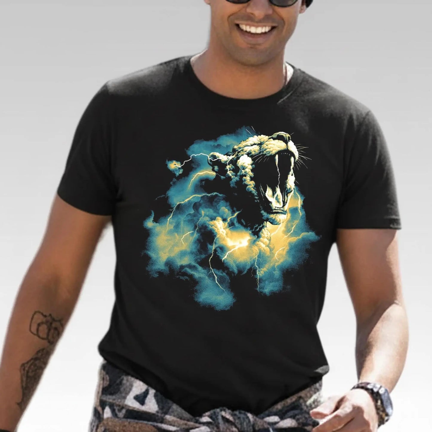 2025 Jaguars Storm's Brewing Shirt - Bigfirefashion