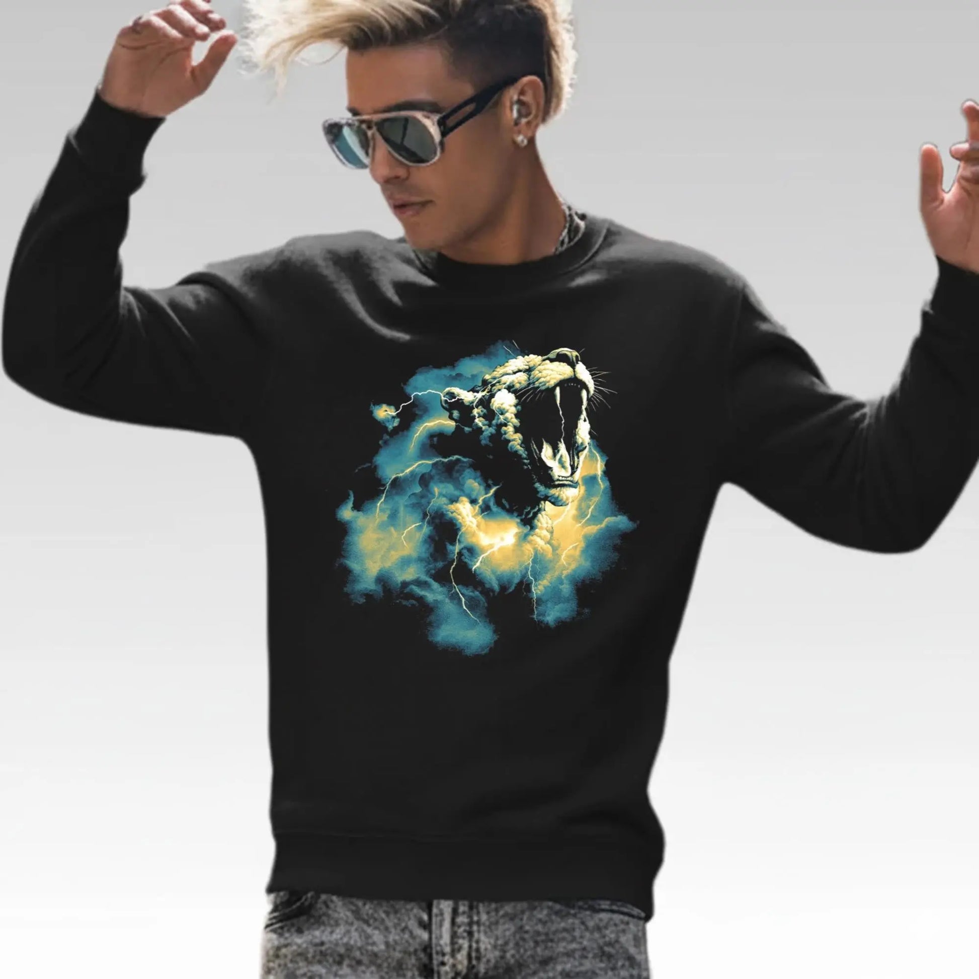 2025 Jaguars Storm's Brewing Shirt - Bigfirefashion