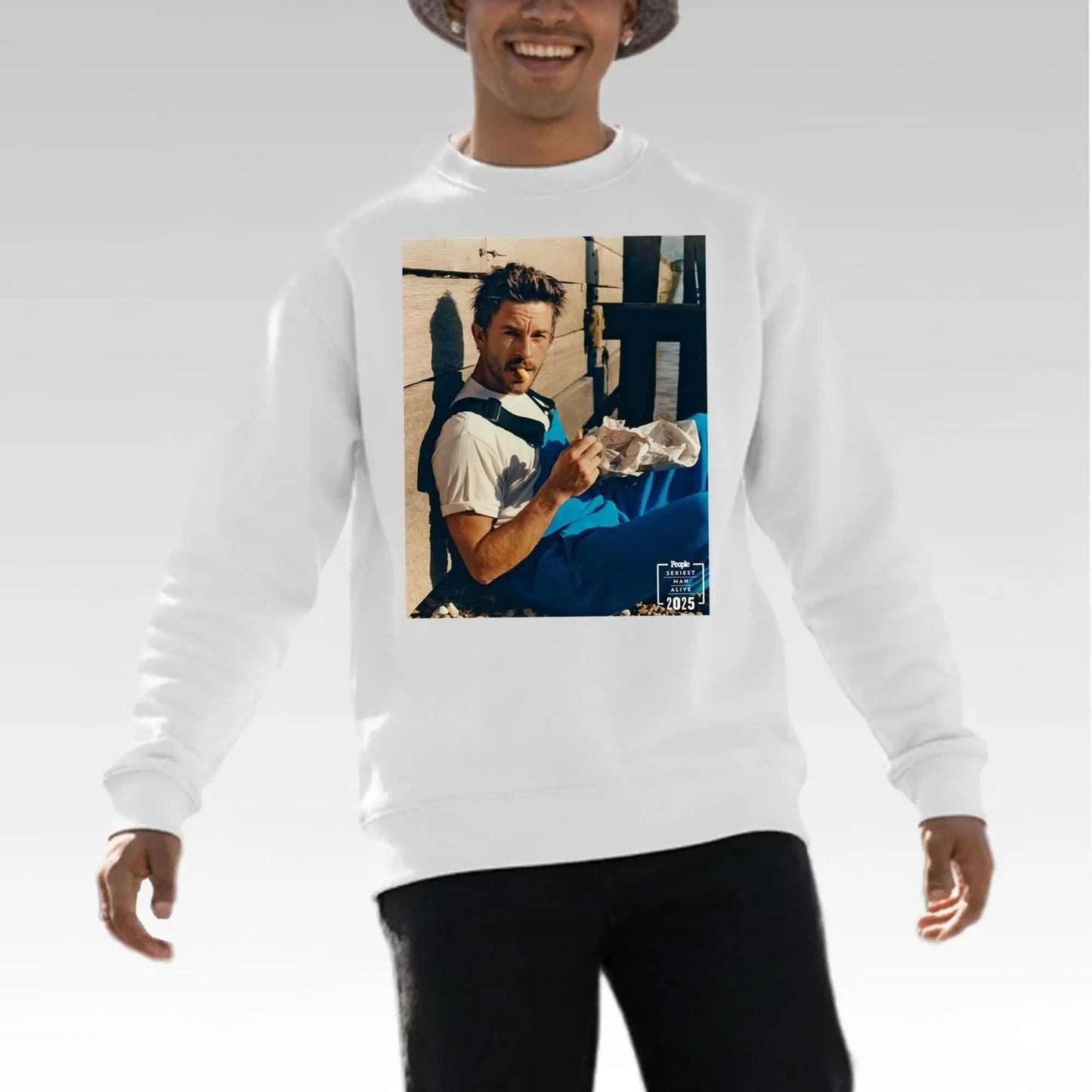 2025 Jonathan Bailey People Sexiest Man Alive Shirt - Bigfirefashion